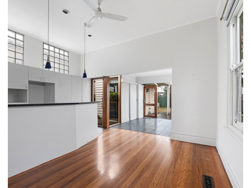 25 Sutherland Street, Brunswick VIC 3056