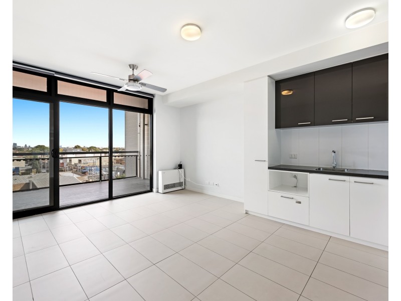 412/14 Nicholson Street, Coburg VIC 3058