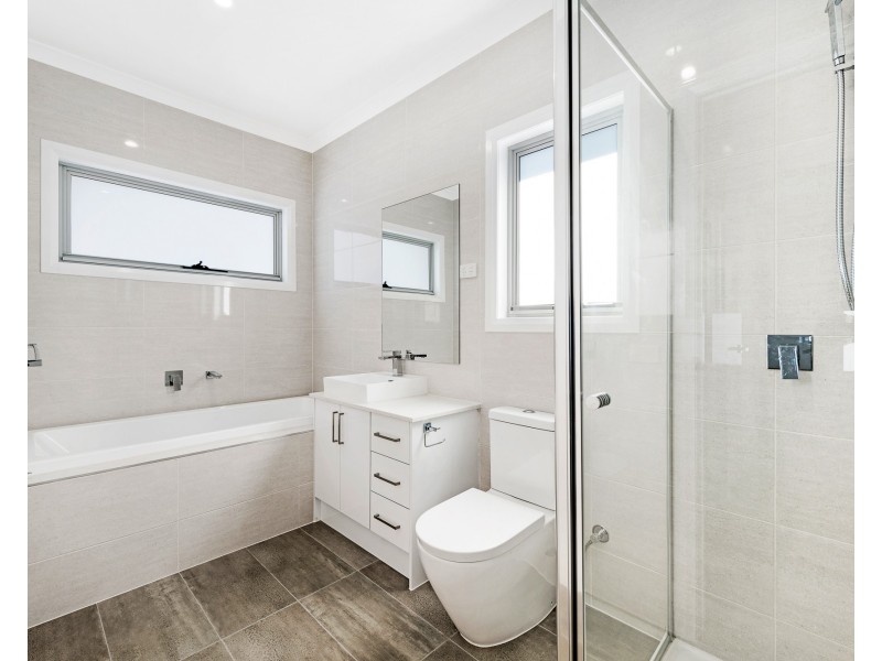 2/1 Merino Street, Reservoir VIC 3073