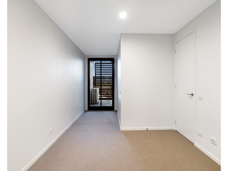 206/324 Pascoe Vale Road, Essendon VIC 3040