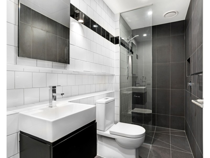 206/324 Pascoe Vale Road, Essendon VIC 3040