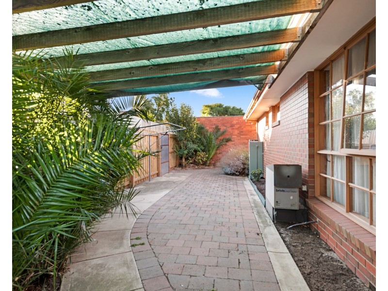 32 Waverley Street, Aberfeldie VIC 3040