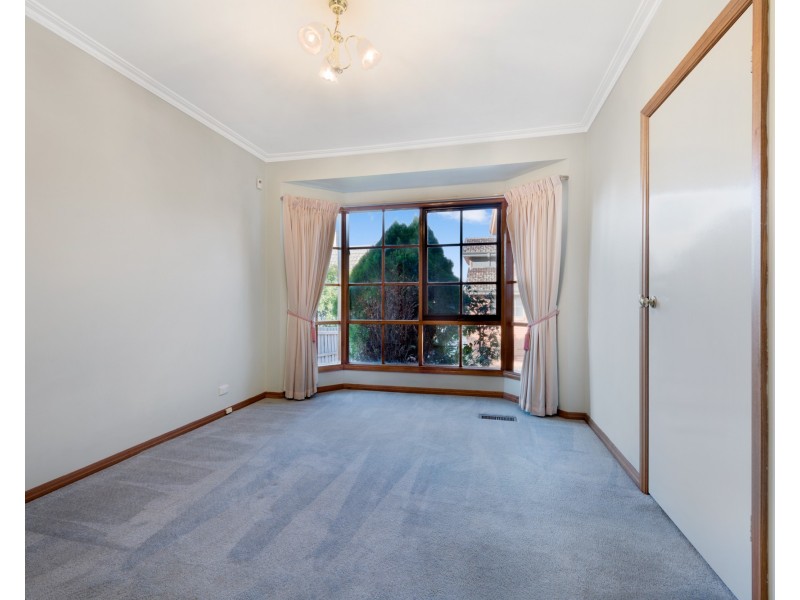 32 Waverley Street, Aberfeldie VIC 3040