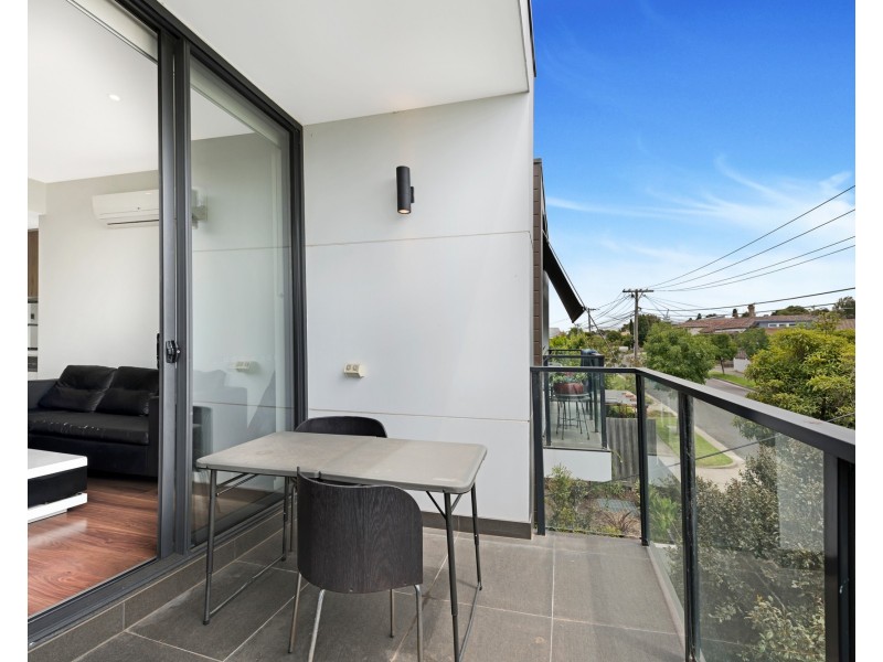 7a Carlisle Street, Preston VIC 3072