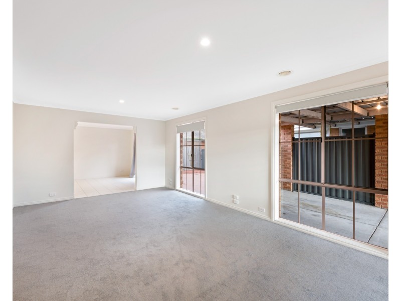 30A Clydesdale Road, Airport West VIC 3042