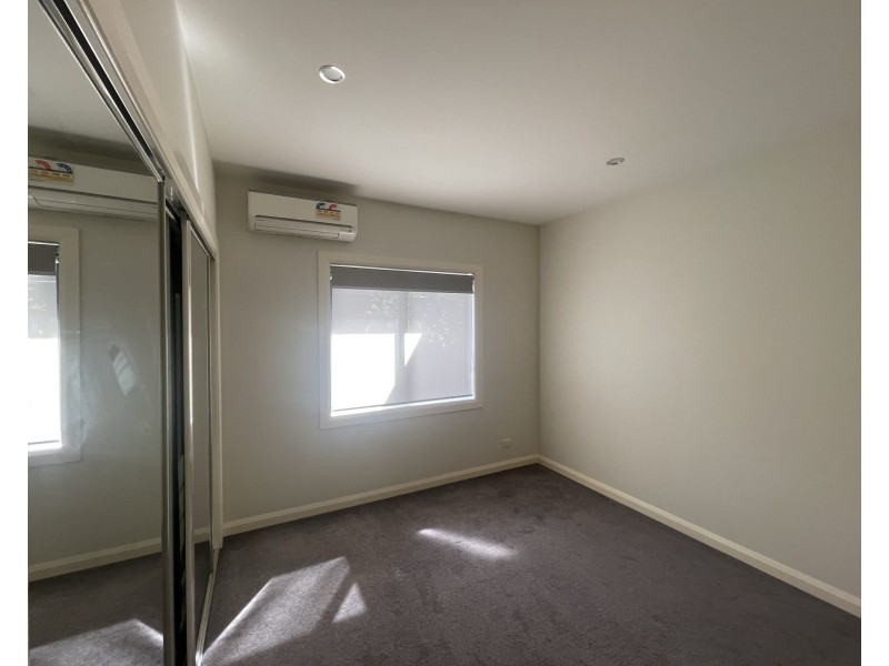 4/18 York Street, Glenroy VIC 3046