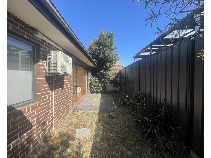 4/18 York Street, Glenroy VIC 3046