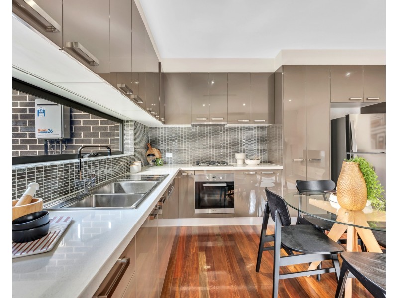 4/50 Bradshaw Street, Essendon VIC 3040