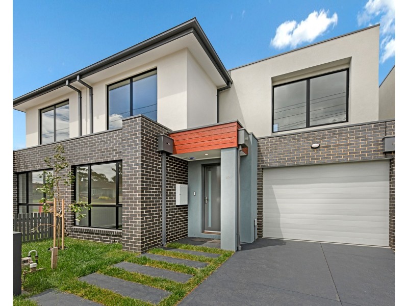 27 Lewis Street, Glenroy VIC 3046