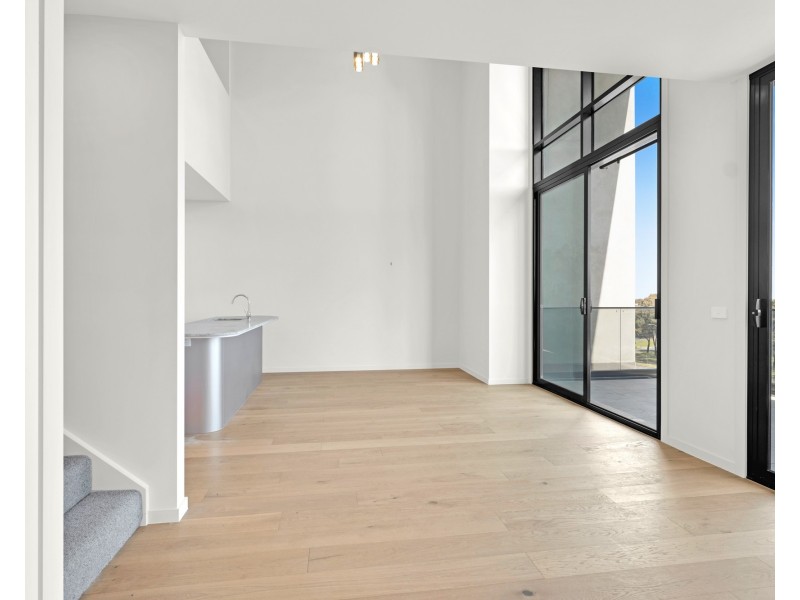 410b/51 Johnson Street, Reservoir VIC 3073
