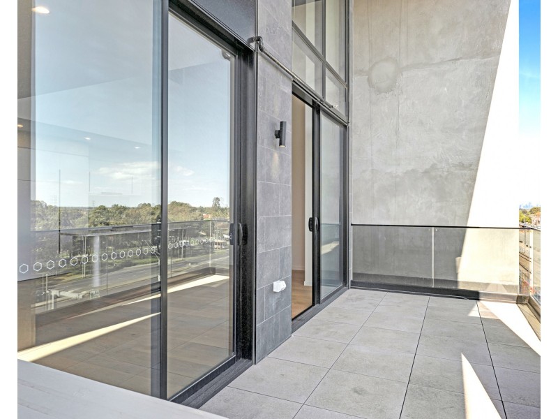 410b/51 Johnson Street, Reservoir VIC 3073