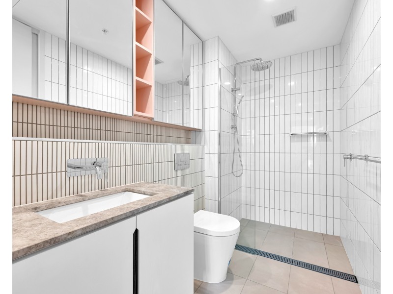 410b/51 Johnson Street, Reservoir VIC 3073
