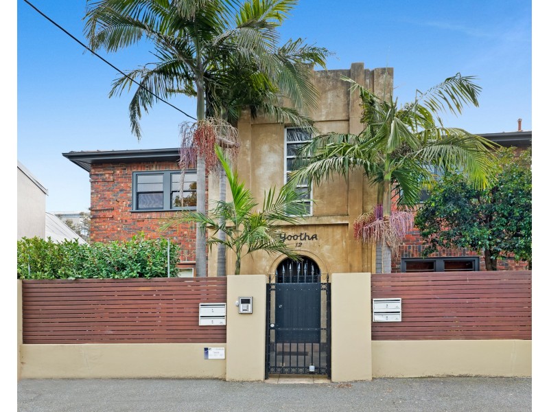 4/12 Neptune Street, St Kilda VIC 3182