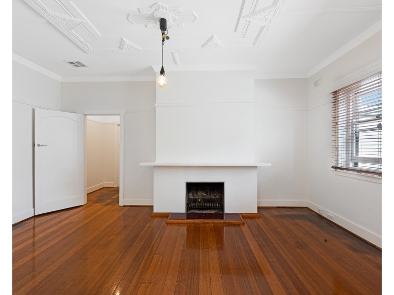 4/12 Neptune Street, St Kilda VIC 3182