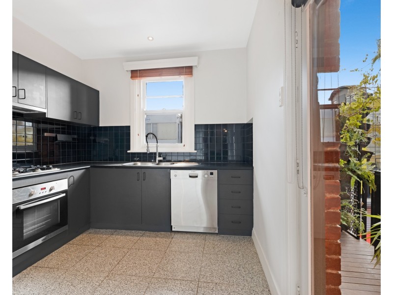 4/12 Neptune Street, St Kilda VIC 3182