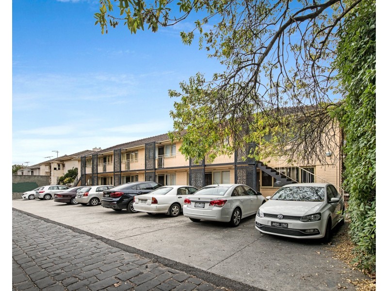 13/2A Bates Street, Malvern East VIC 3145