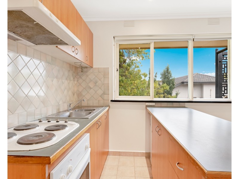 13/2A Bates Street, Malvern East VIC 3145
