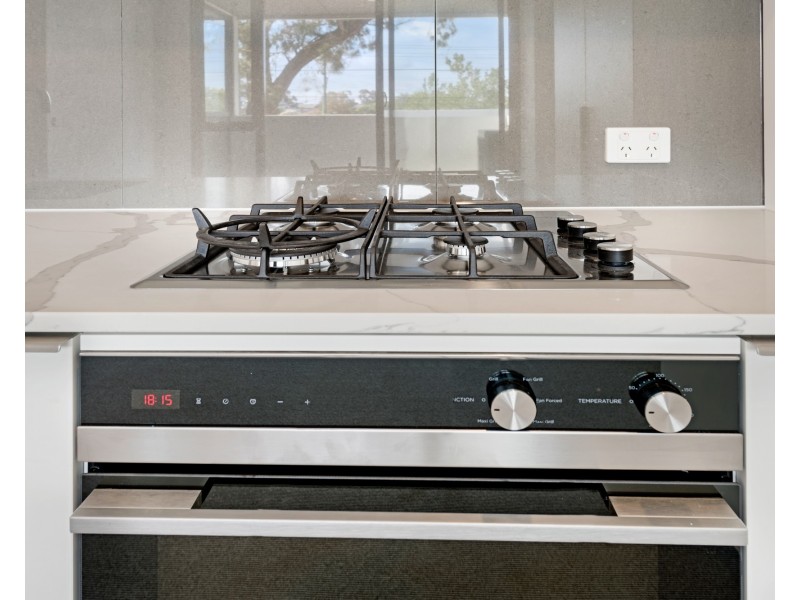 101/1131 Dandenong Road, Malvern East VIC 3145