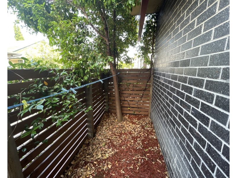 1/15 Leyden Street, Brunswick East VIC 3057