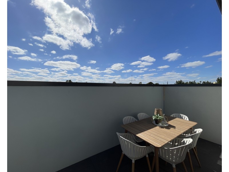 8/759 Gilbert Road, Reservoir VIC 3073