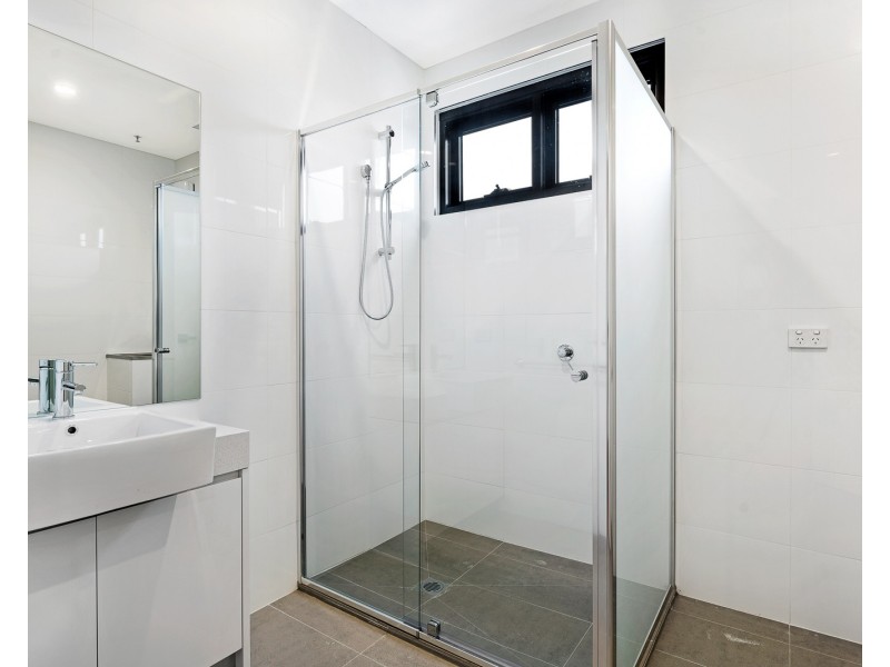 18/366 Pascoe Vale Road, Strathmore VIC 3041