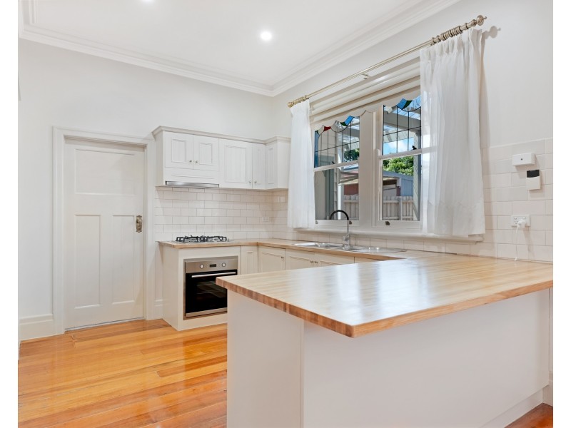 10 Walsh Street, Coburg VIC 3058