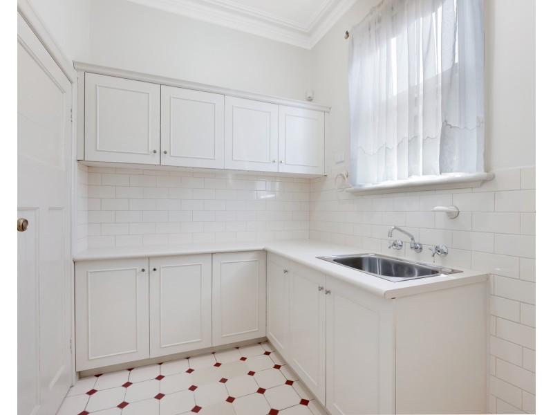 10 Walsh Street, Coburg VIC 3058