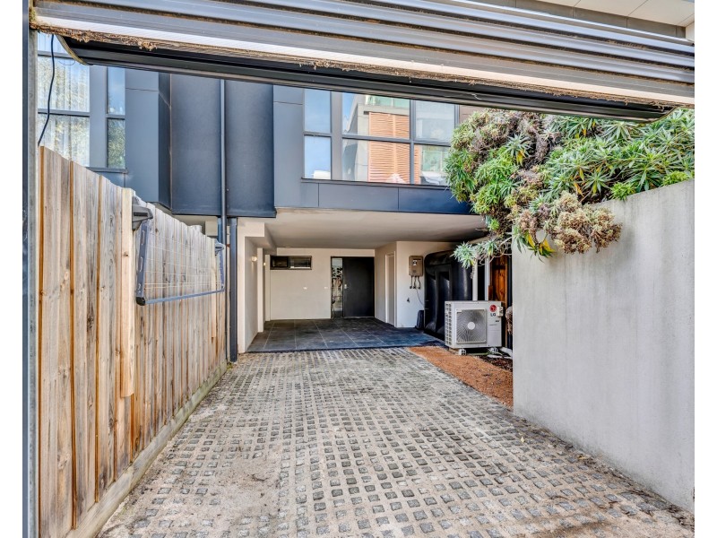 7a Carlisle Street, Preston VIC 3072