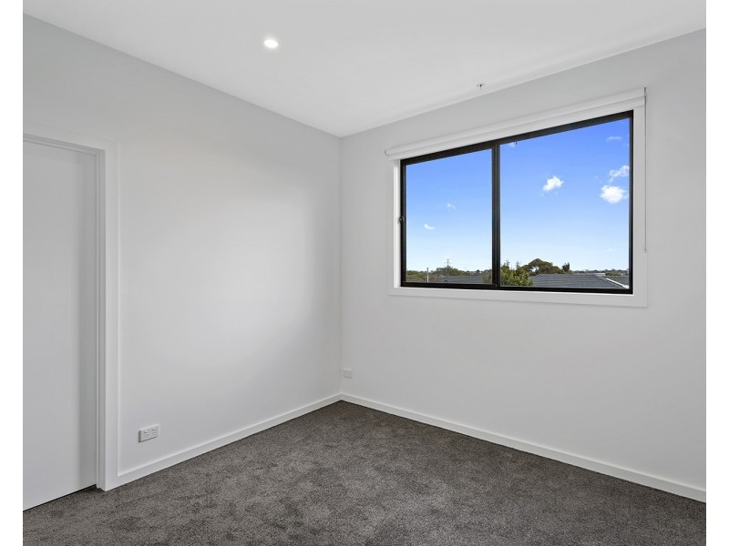 8/759 Gilbert Road, Reservoir VIC 3073