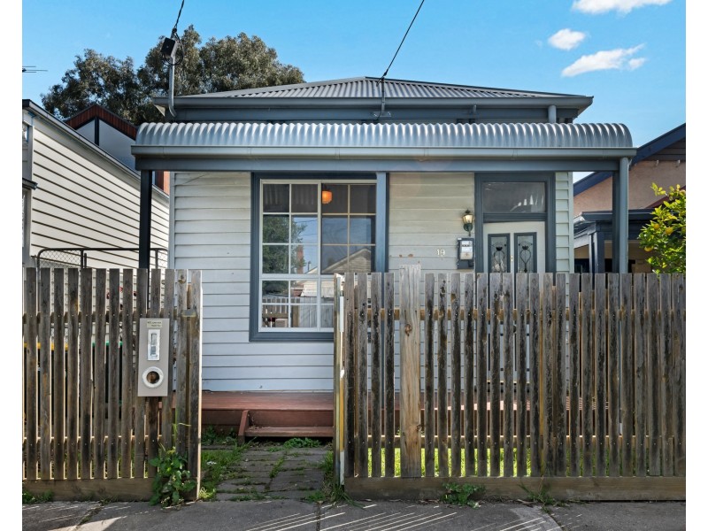 19 Service Street, Coburg VIC 3058
