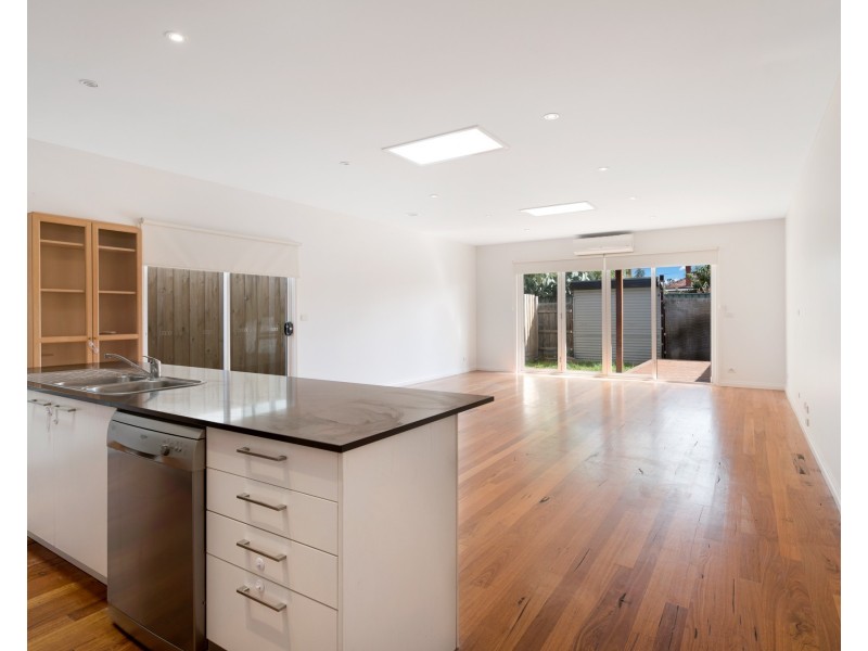 19 Service Street, Coburg VIC 3058