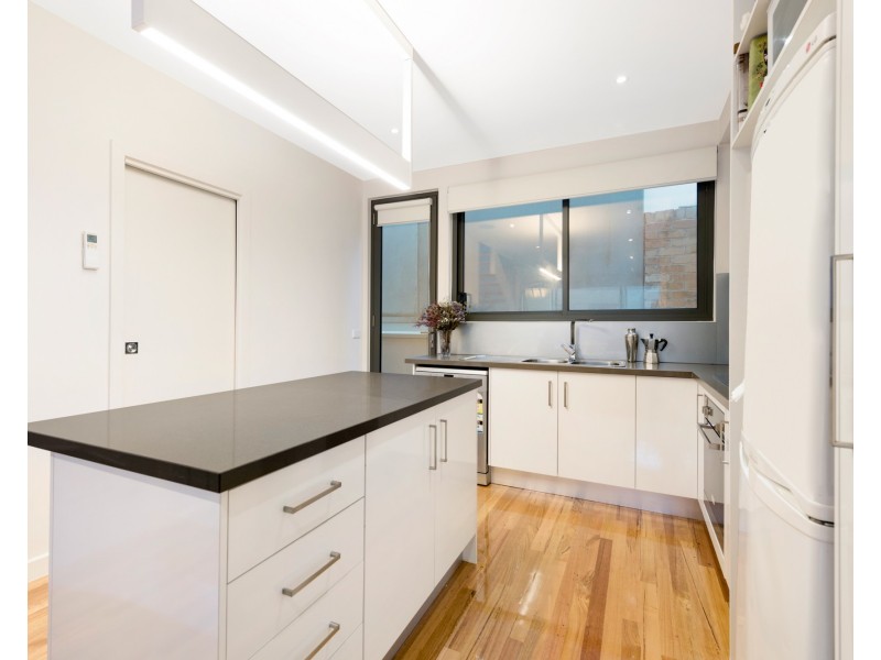 4/4 Florence Street Brunswick, Brunswick VIC 3056