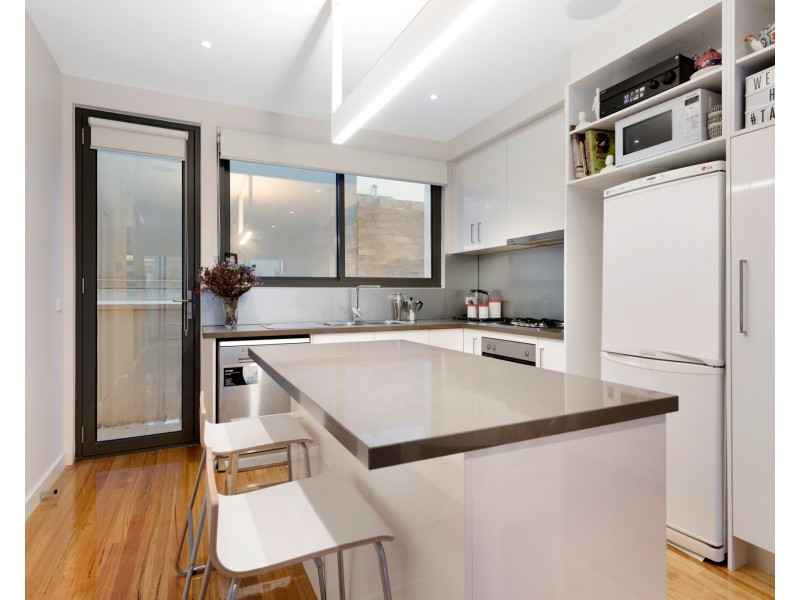 4/4 Florence Street Brunswick, Brunswick VIC 3056