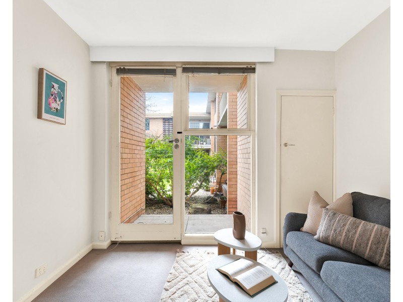 4/93 TINNING STREET, Brunswick VIC 3056