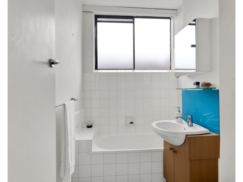 4/93 TINNING STREET, Brunswick VIC 3056