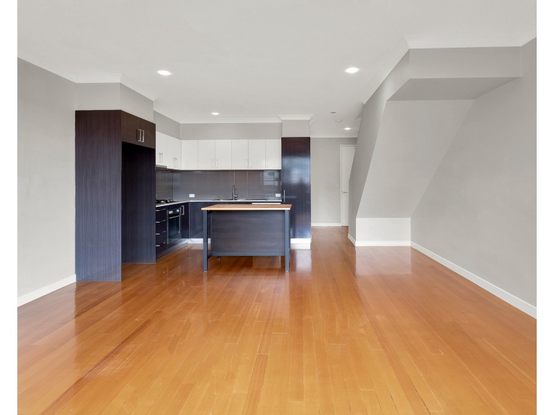 4/210 Albion Street, Brunswick VIC 3056