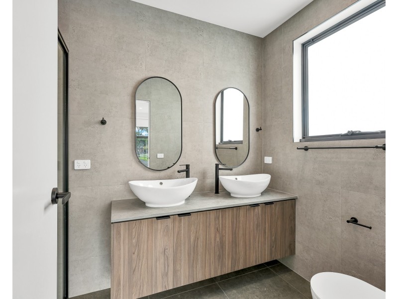 7b Turnbull Court, Brunswick West VIC 3055