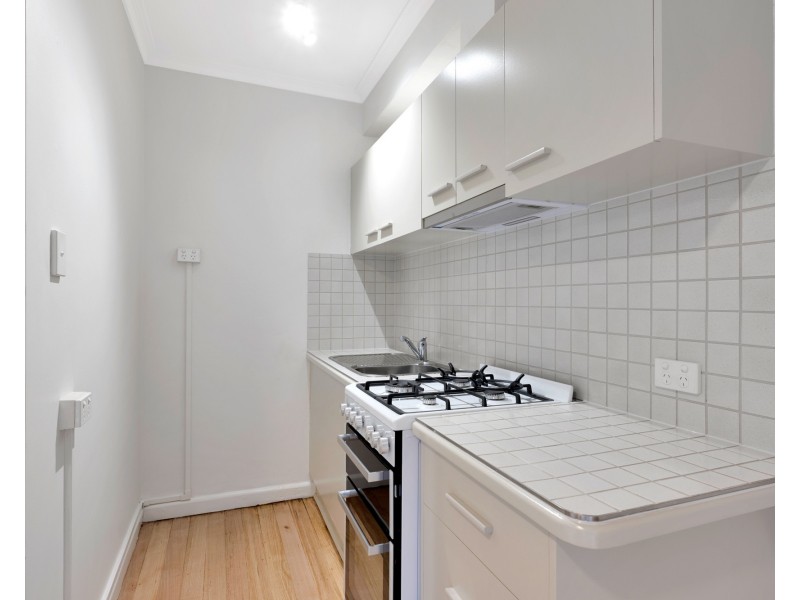 4/48 Dalgety Street, St Kilda VIC 3182