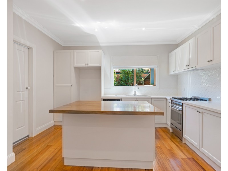 2 HORTON STREET, Reservoir VIC 3073