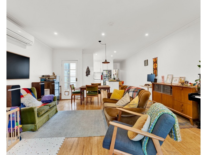 37 Lobb Street, Brunswick VIC 3056
