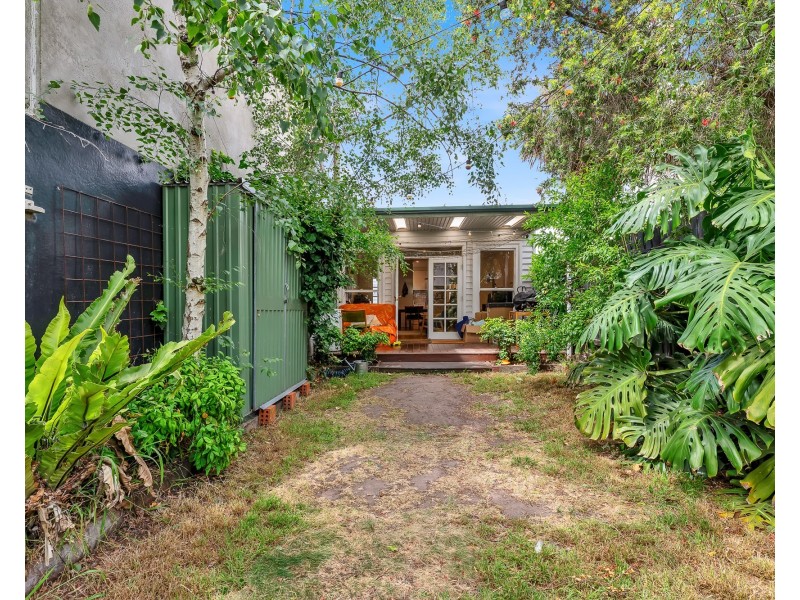 37 Lobb Street, Brunswick VIC 3056