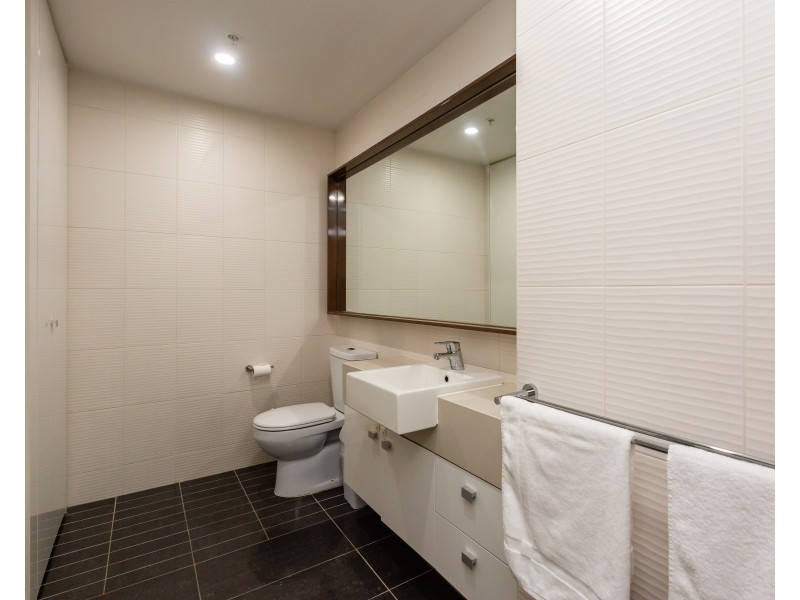 1307/63 Whiteman Street, Southbank VIC 3006