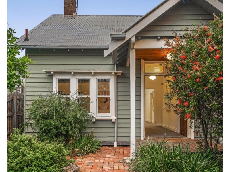 14 Moore Street, Coburg VIC 3058