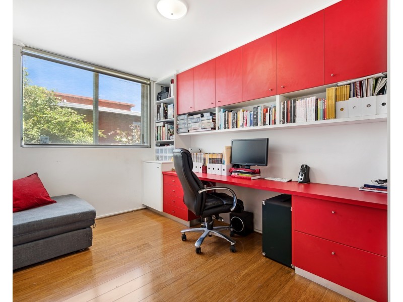 6/36 Hampton Parade, West Footscray VIC 3012