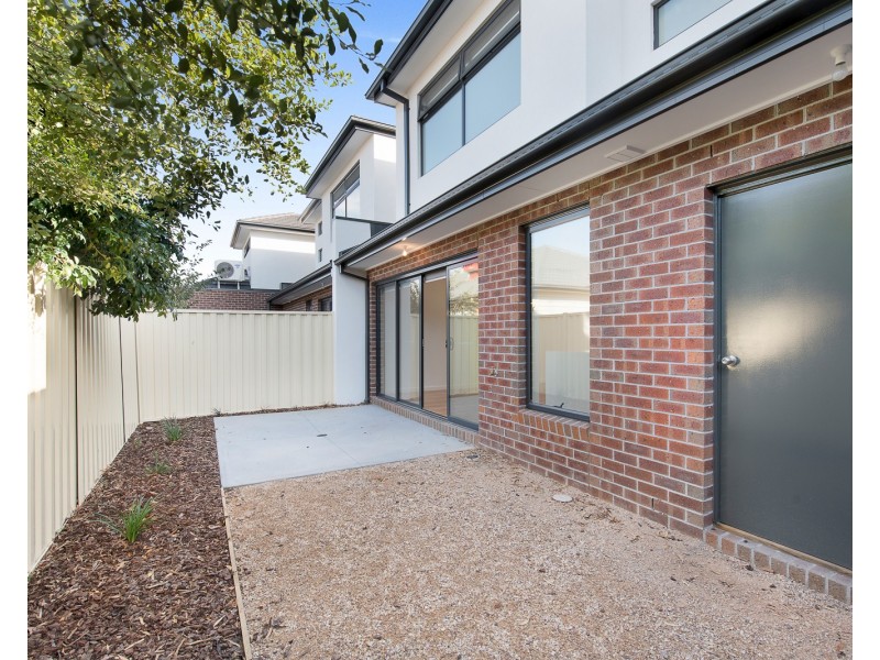 6a Davies Street, Hadfield VIC 3046