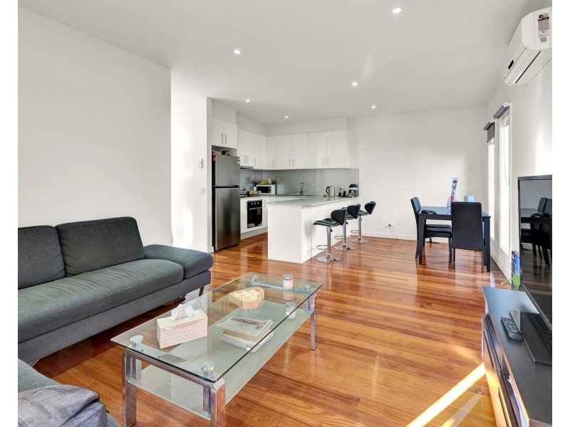 3/82 Bindi Street, Glenroy VIC 3046