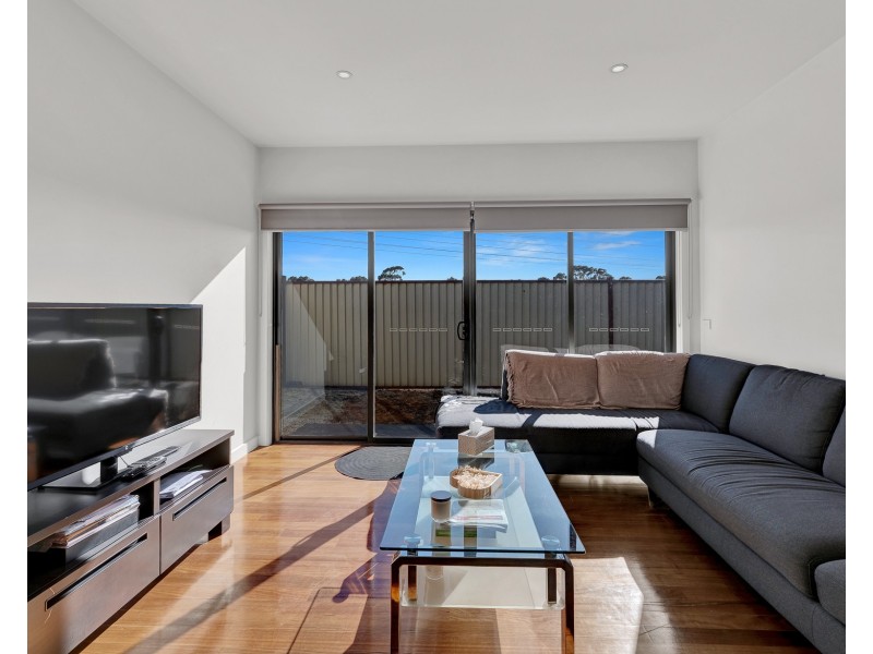 3/82 Bindi Street, Glenroy VIC 3046