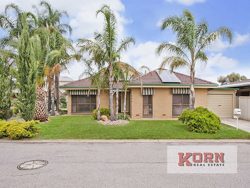 8 Torrens Place, Salisbury Downs SA 5108