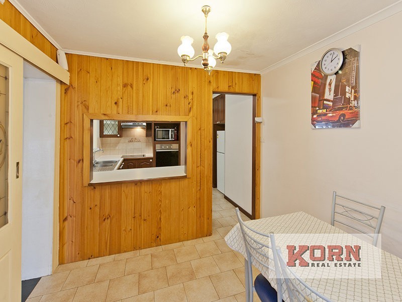 8 Torrens Place, Salisbury Downs SA 5108