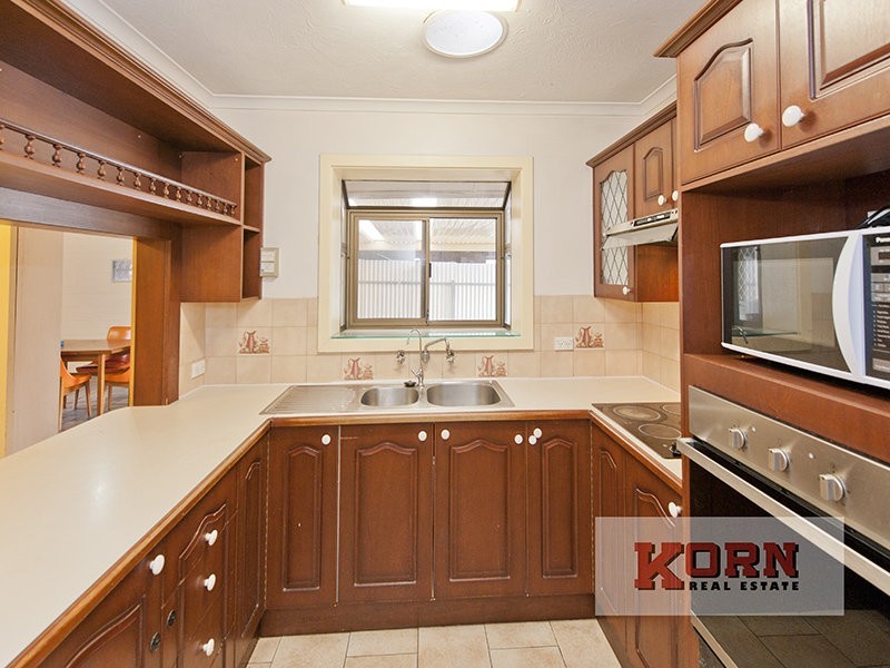 8 Torrens Place, Salisbury Downs SA 5108
